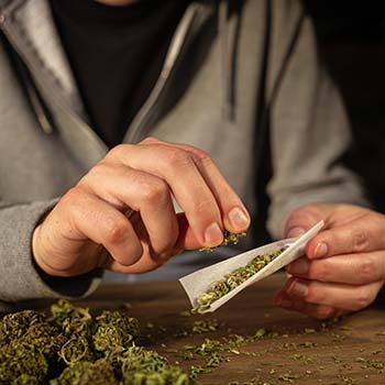 When Marijuana Use Requires a Trip to Urgent Care